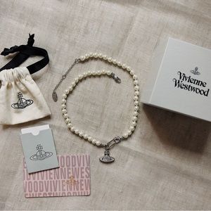 Vivienne Westwood Lucrece Pearl Necklace